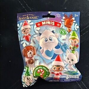 The elf on the shelf Santaverde